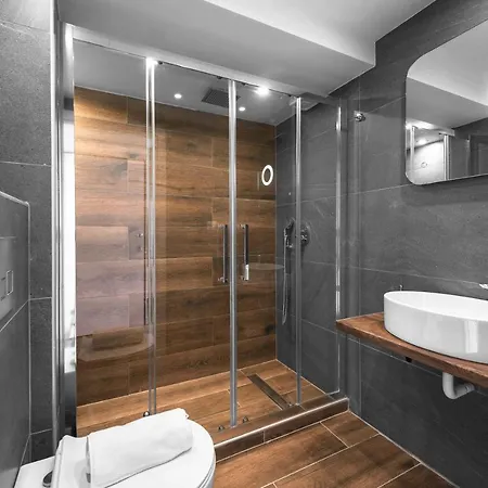 Lägenhet Ultima Suites, Nilie Hospitality Mgmt *