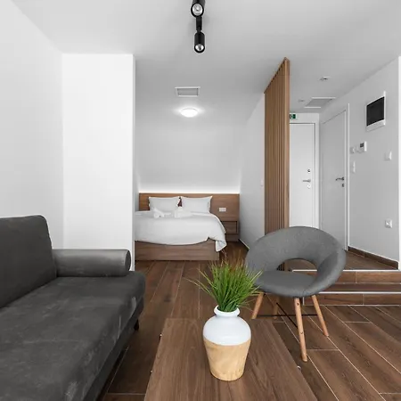 Ultima Suites, Nilie Hospitality Mgmt Lägenhet *